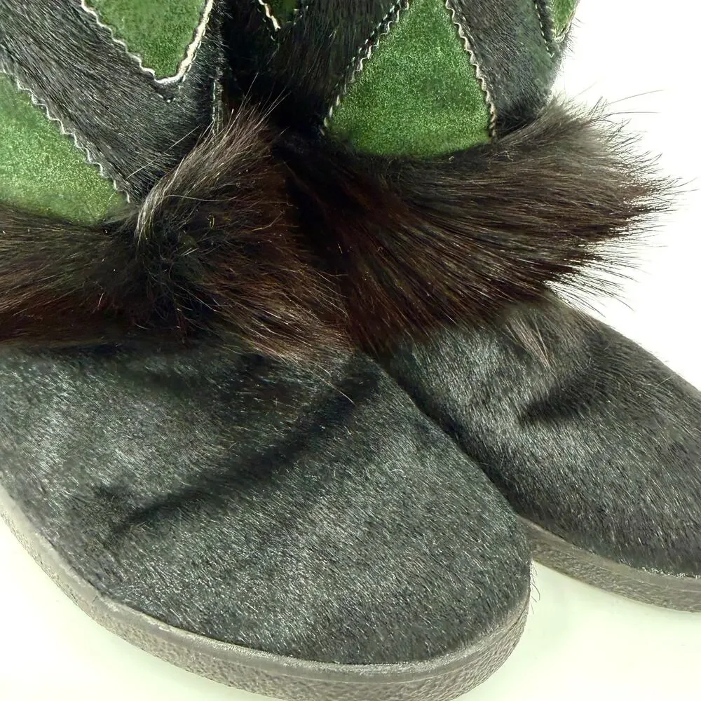 Vintage 90s Oscar Sport Green Suede Fur Trim Mukluk Boots